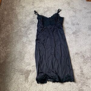 Shadowline Black Slip SIZE 32 Tall